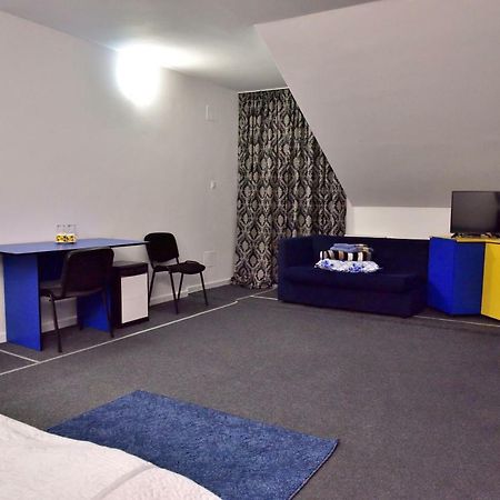 Pensiunea La Safari Targu Neamt Luaran gambar