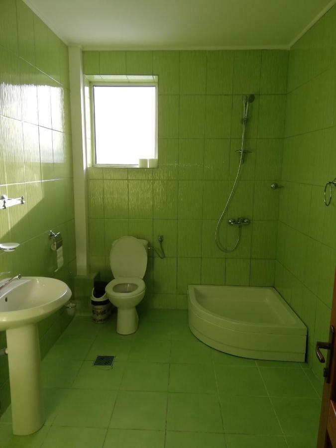 Pensiunea La Safari Targu Neamt Luaran gambar